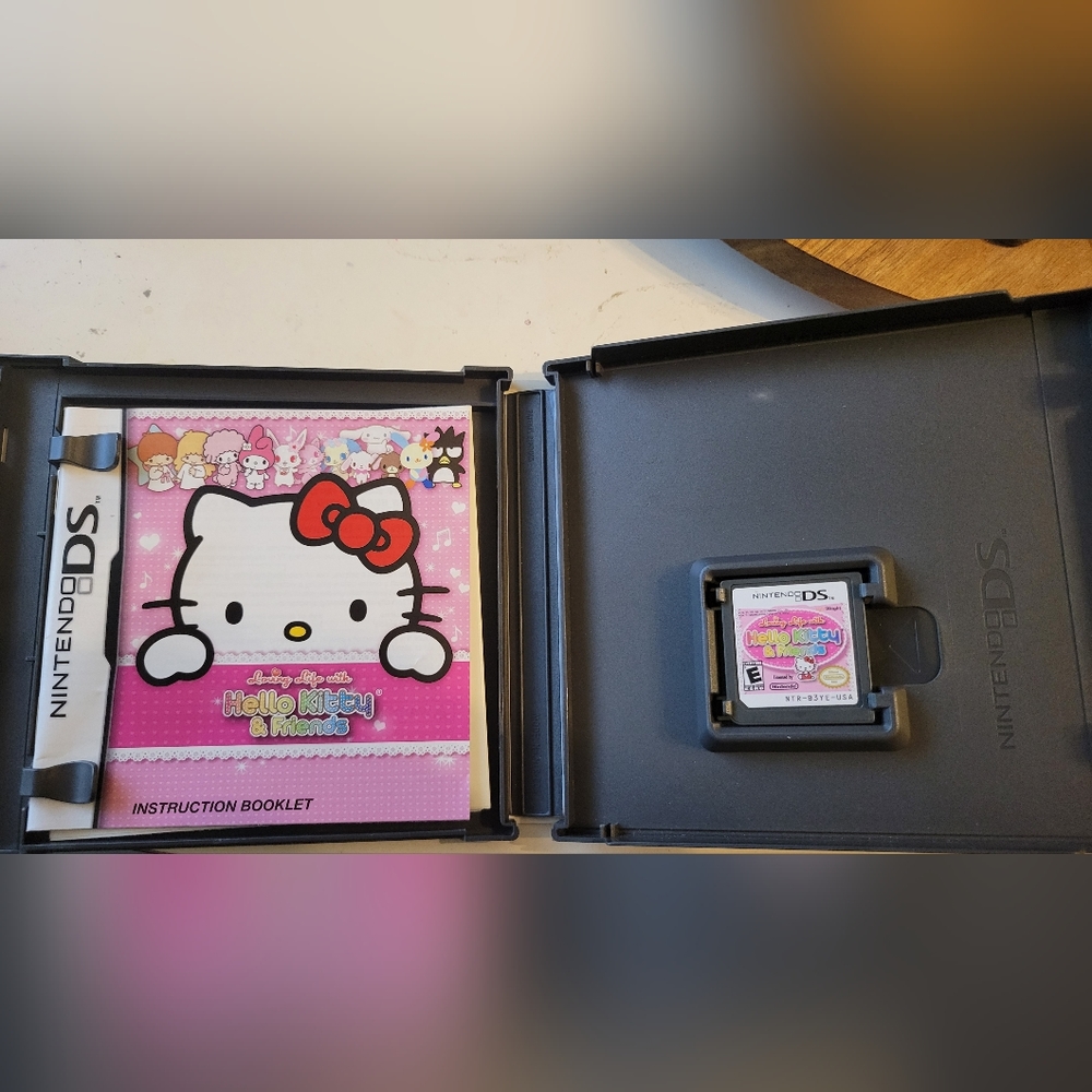 GUC Nintendo DS Hello Kitty & Friends Game - Picture 3 of 4